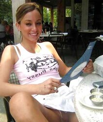 Upskirt No Trousers