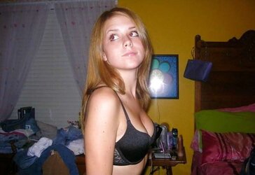 Lovely Blondie ChiX