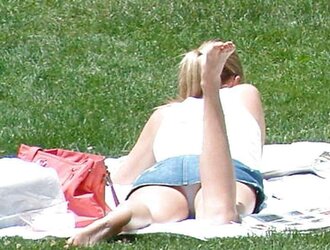 Upskirts Upshorts