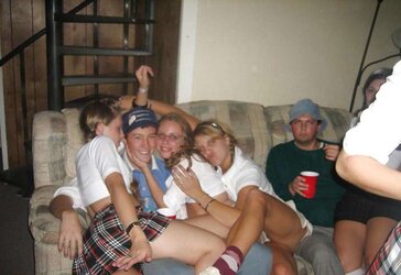 Upskirts Upshorts