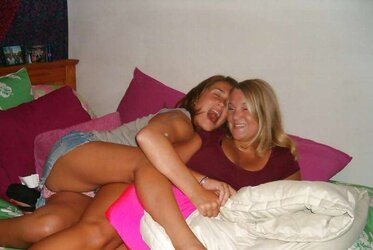 Upskirts Upshorts