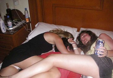 Upskirts Upshorts