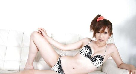Japanese Race Queens-Emi Shimizu (three)