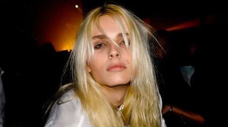Androgyne Super Hot