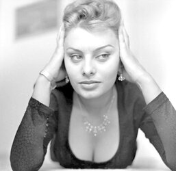 Sophia Loren - Hammergeile reife TOP-GILF