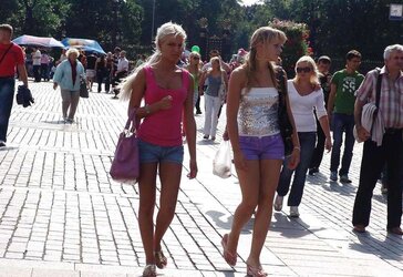 Oopss upskirst part 1 (descuidos ricos)