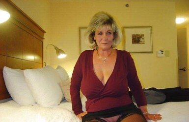 GRANNIES GIANT BOOBS
