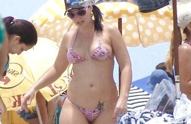 Damsels In Bathing Suits