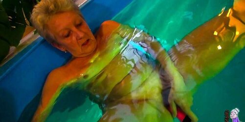 Nos mamies encore bonnes