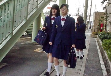 Japanese street fucksluts: High School Edition