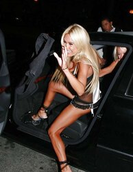 Wonderful Celebs Upskirt trio by Voyeur TROC