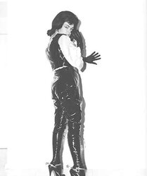 mistress leather gloves fetish