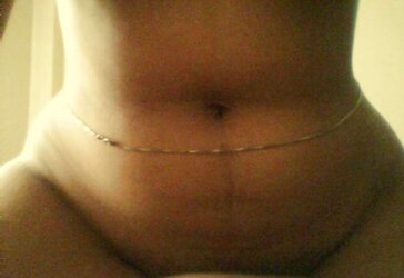 Indian Women in Bellychain!