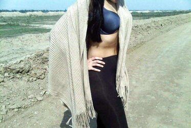 Pakistani female from leeds