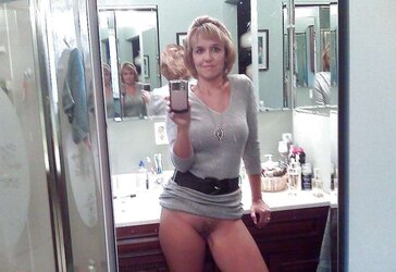 Mature Selfies