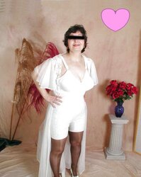Nymph Dee - Girdle Queen