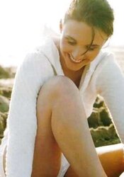 Jayne Middlemiss UK Honey