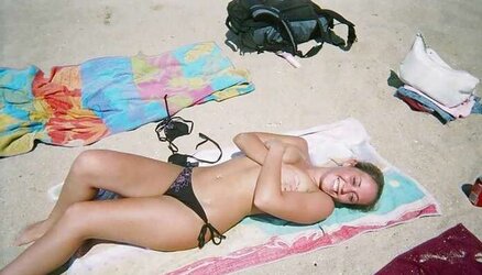 Super-Fucking-Hot nude women posing for you