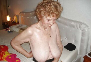 STELLAR GRANNY ( 80 YEARS )
