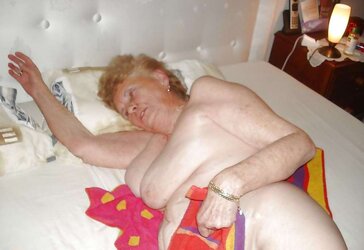 STELLAR GRANNY ( 80 YEARS )