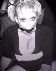 Bored housewife marionette slut ravage me crop me facial cumshot :p