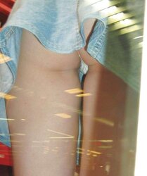 Jeans Upskirts