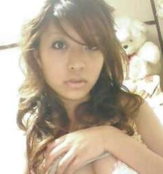 Super-Cute Japanese schoolgirl!
