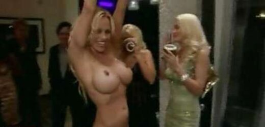Celebs oops