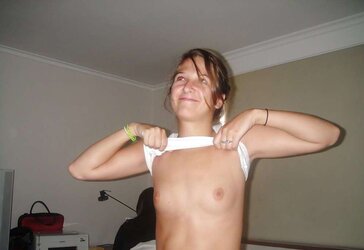 Display Your Titties