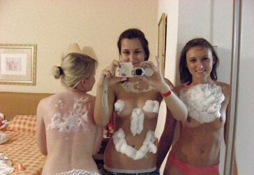 Display Your Titties