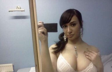 The dolls and the mirror