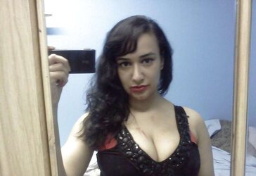 The dolls and the mirror