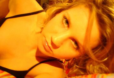 Flawless Tiny Cockteaser Fake Penis Joy