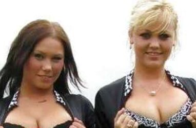 Danish teenagers-07-Public bare