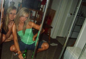 four teenager ladies from usa some of the hottest photos ever seen!