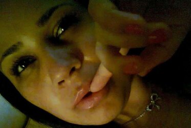 Peituda Safada - Indian Slut works in Rio de Janeiro Brasi