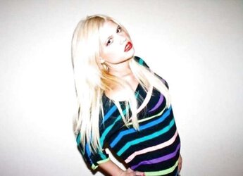 Chelsea Chanel Dudley, scorching american blondie