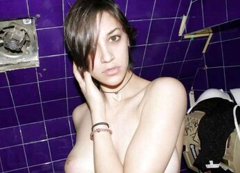 The Hottest Of Buxomy Teenagers - Edition