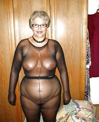 Meine x Hmaster Favoriten-Oma mit Strumpfhose
