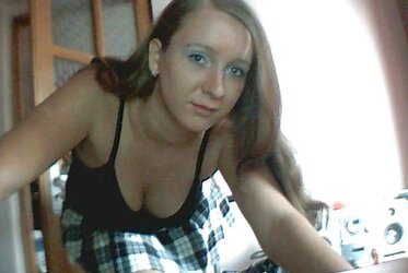 Nips - Pokies - Bare-Chested - Downblouse