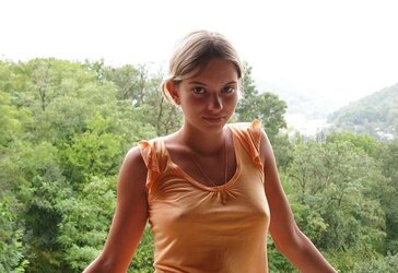 Nips - Pokies - Bare-Chested - Downblouse