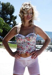 Fotze frisst Hosepipe - cameltoe