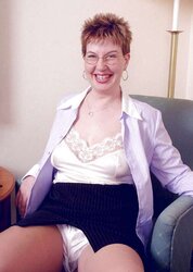 Naughty Mature Bitches Gallery