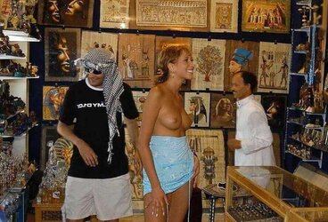 Porn starlet in bazzar