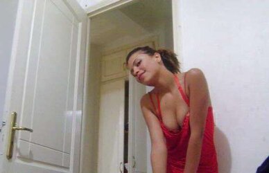 Tunisian Lady (mature and teenager fuckslut)