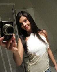 Uber-Sexy Lean Black-Haired Honey Selfshot