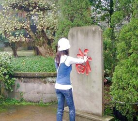 Chinese wifey gets porked while hubby not home