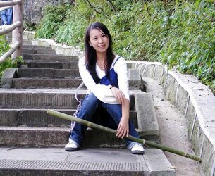 Chinese wifey gets porked while hubby not home