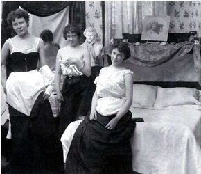 Classic Femmes