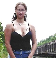Areolas Knocker